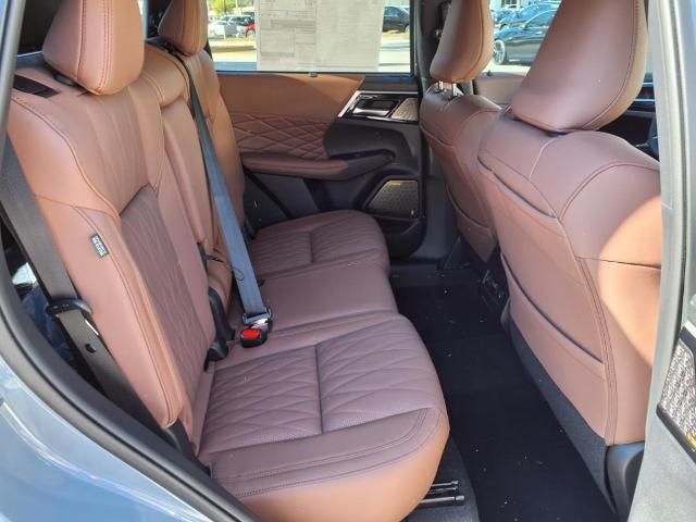 2025 Mitsubishi Outlander Vehicle Photo in Tampa, FL 33612
