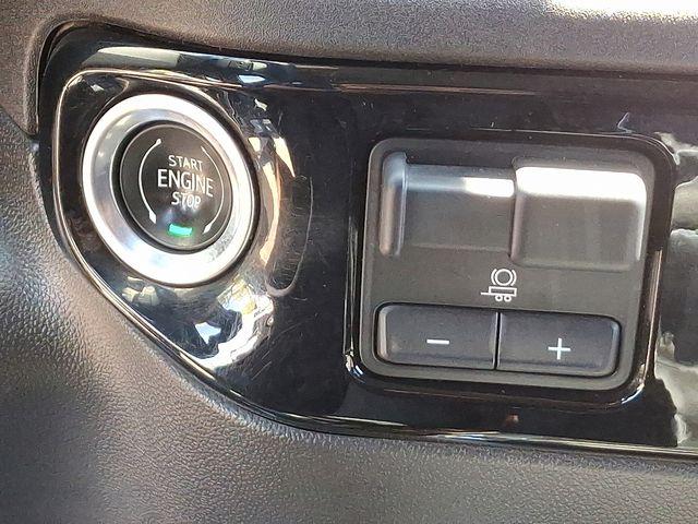 2024 GMC Sierra 1500 Vehicle Photo in DANBURY, CT 06810-5034