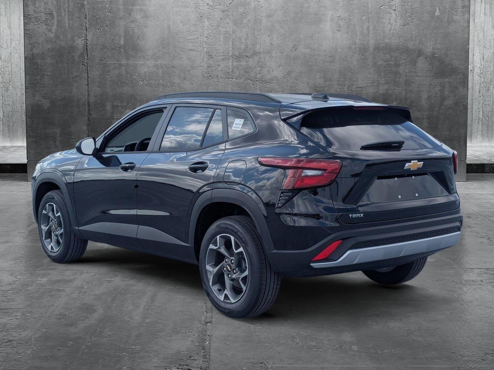 2025 Chevrolet Trax Vehicle Photo in PEMBROKE PINES, FL 33024-6534