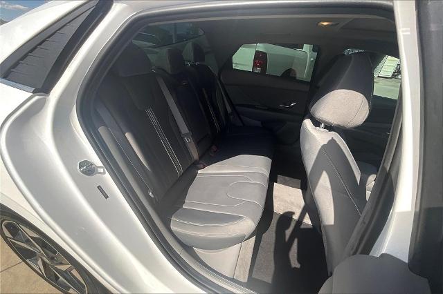 2022 Hyundai ELANTRA Vehicle Photo in Grapevine, TX 76051
