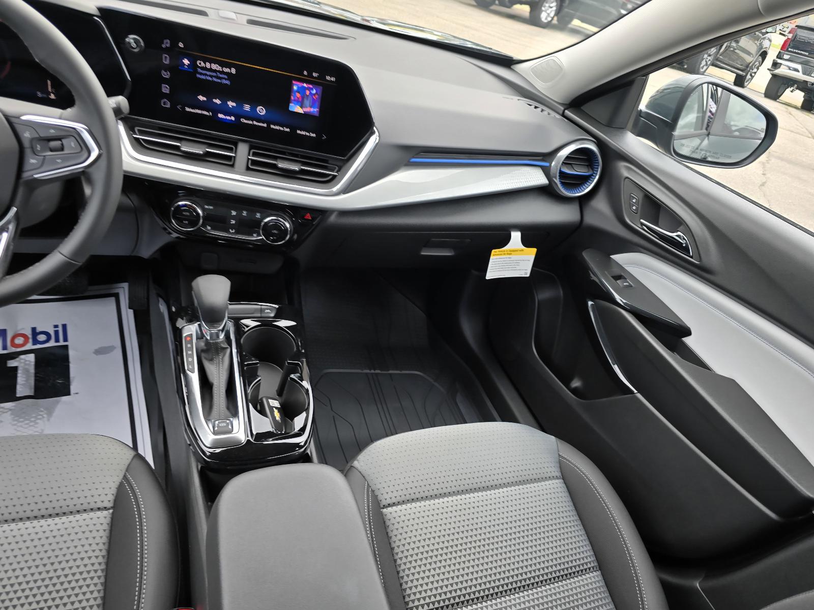 2025 Chevrolet Trax Vehicle Photo in Rolla, MO 65401