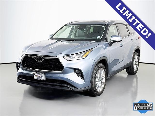 2023 Toyota Highlander Vehicle Photo in Puyallup, WA 98371