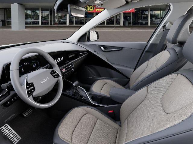 2025 Kia Niro Vehicle Photo in Tucson, AZ 85712