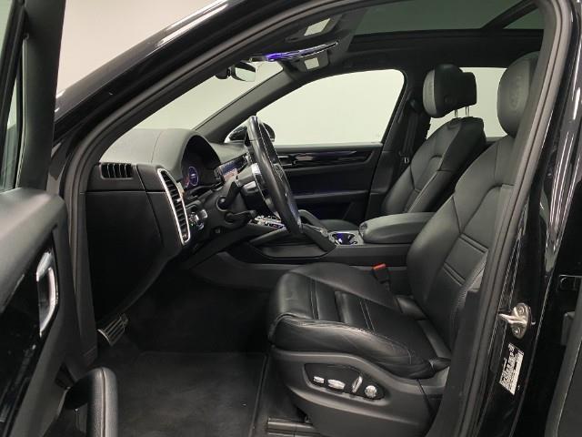 2021 Porsche Cayenne Vehicle Photo in Appleton, WI 54913