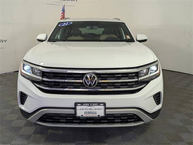 2021 Volkswagen Atlas Cross Sport Vehicle Photo in ENGLEWOOD, CO 80113-6708