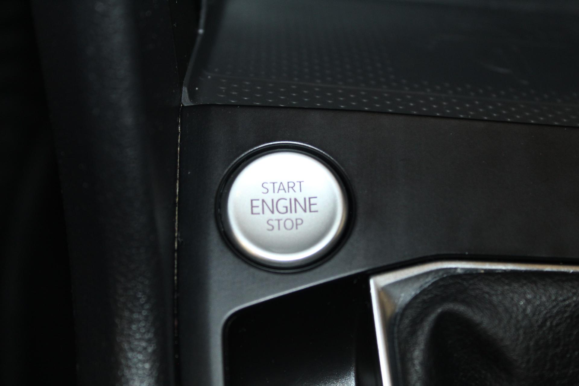 2022 Volkswagen Taos Vehicle Photo in NORTHAMPTON, MA 01060-1120