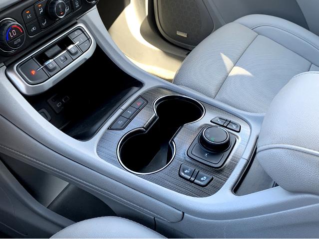 2023 GMC Acadia Vehicle Photo in BEAUFORT, SC 29906-4218