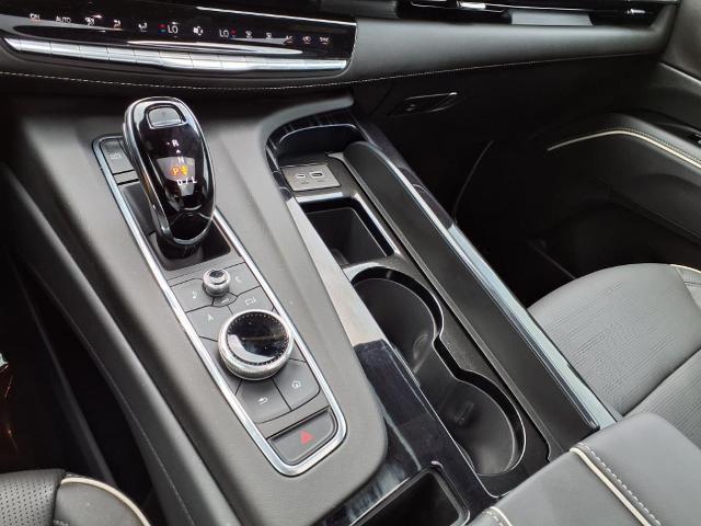 2024 Cadillac Escalade Vehicle Photo in Tampa, FL 33612