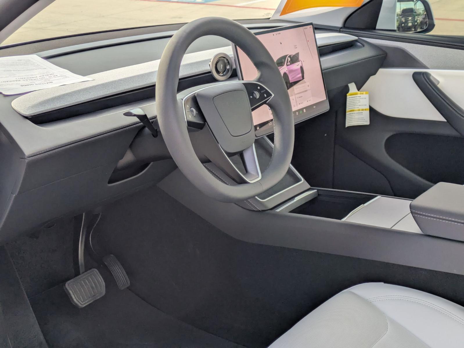 2026 Tesla Model Y Vehicle Photo in SELMA, TX 78154-1460