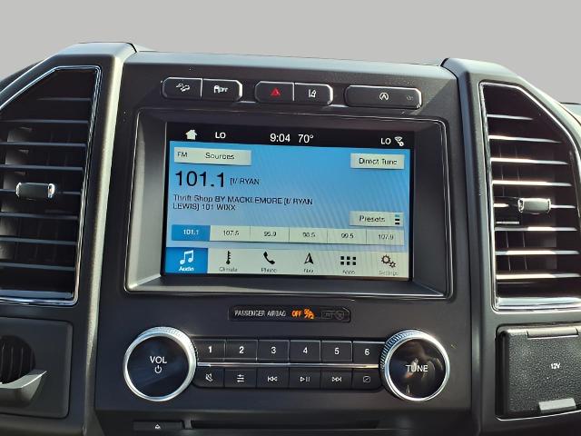 2018 Ford Expedition Vehicle Photo in Oshkosh, WI 54904