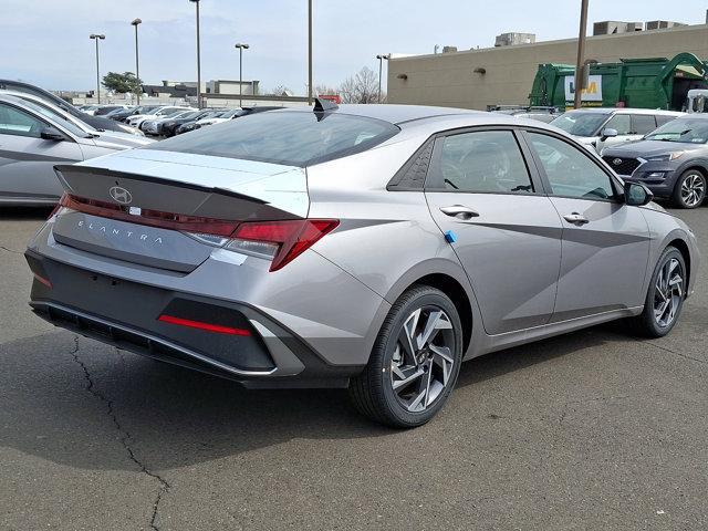 2025 Hyundai ELANTRA Vehicle Photo in Philadelphia, PA 19116