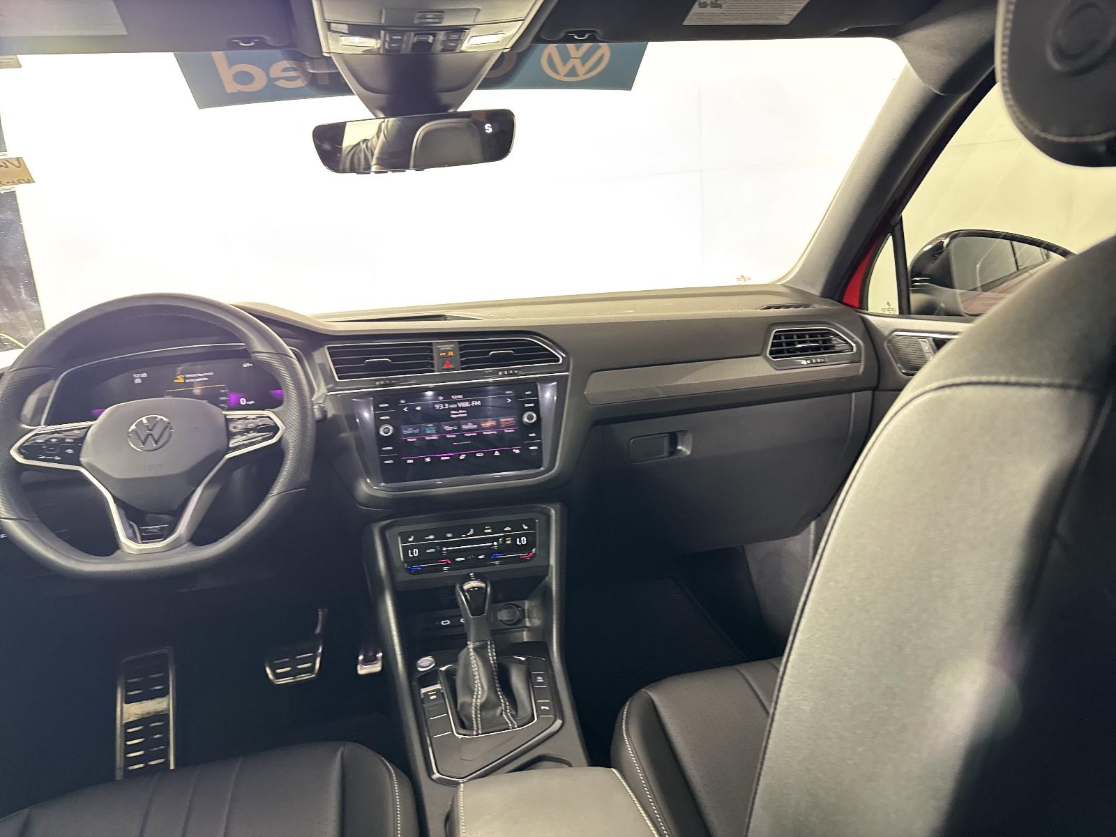 2024 Volkswagen Tiguan Vehicle Photo in Georgetown, TX 78626