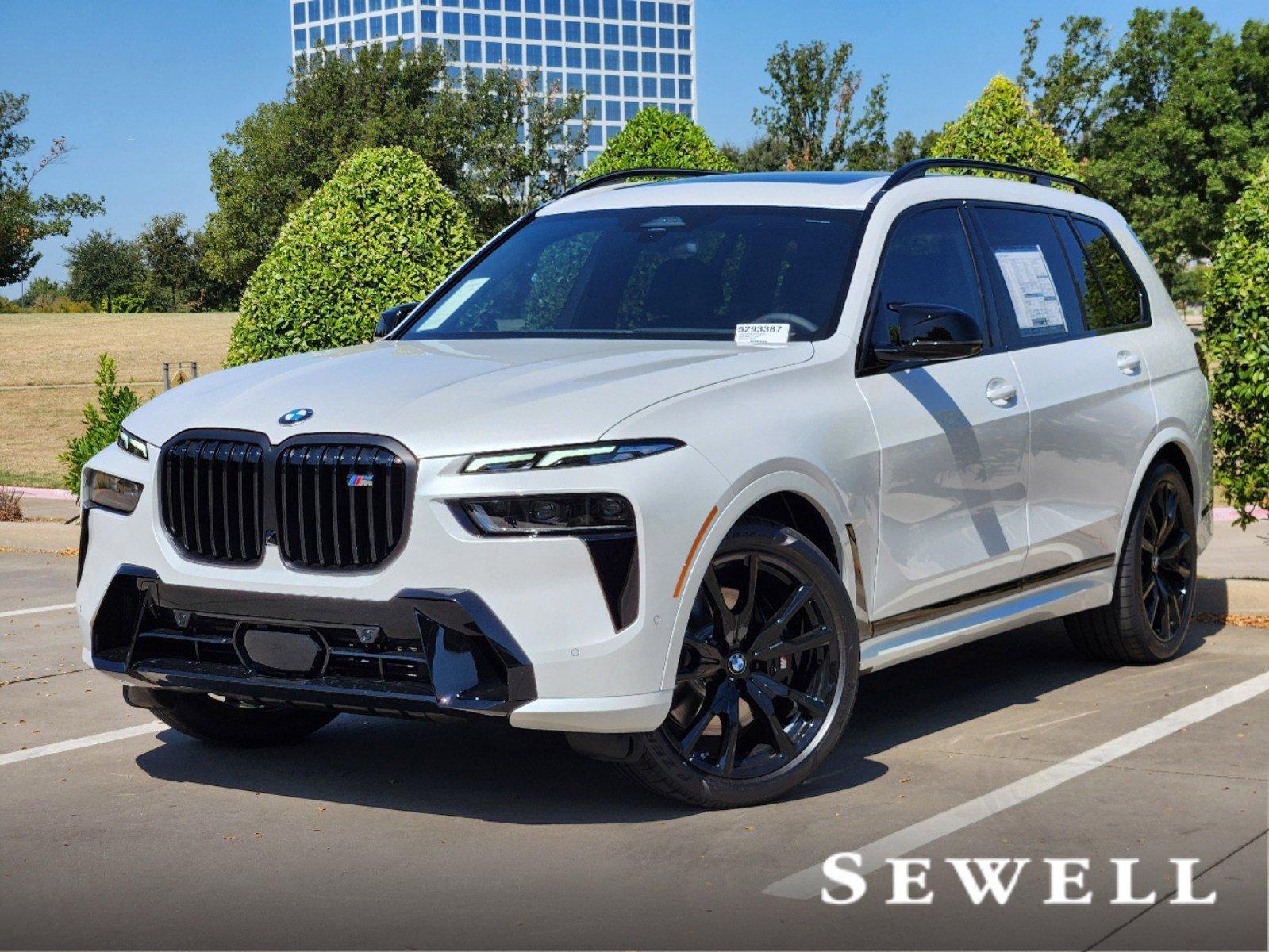 2025 BMW X7 M60i Vehicle Photo in PLANO, TX 75024