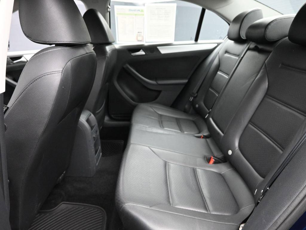 2014 Volkswagen Jetta Sedan Vehicle Photo in Marion, IA 52302