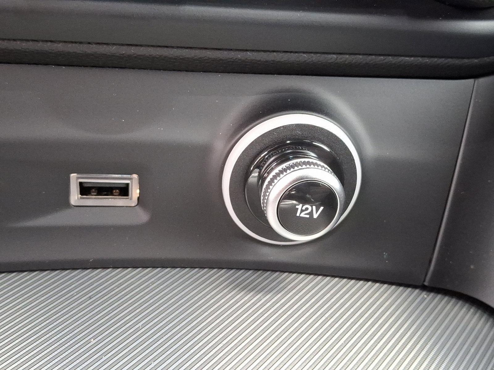 2025 Alfa Romeo Stelvio Vehicle Photo in Willow Grove, PA 19090