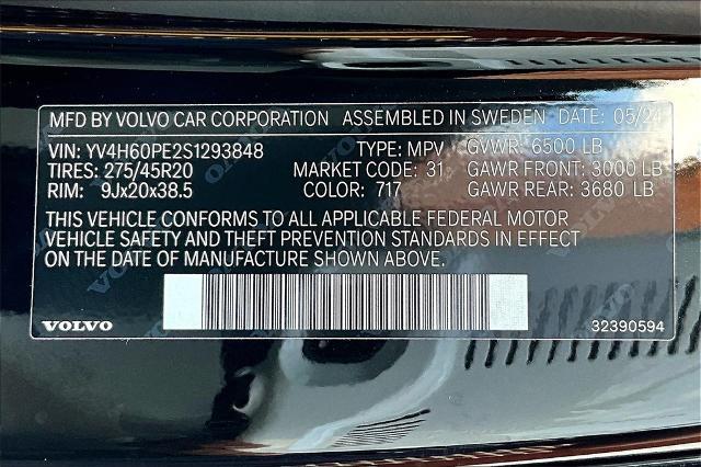 2025 Volvo XC90 Plug-In Hybrid Vehicle Photo in Houston, TX 77007