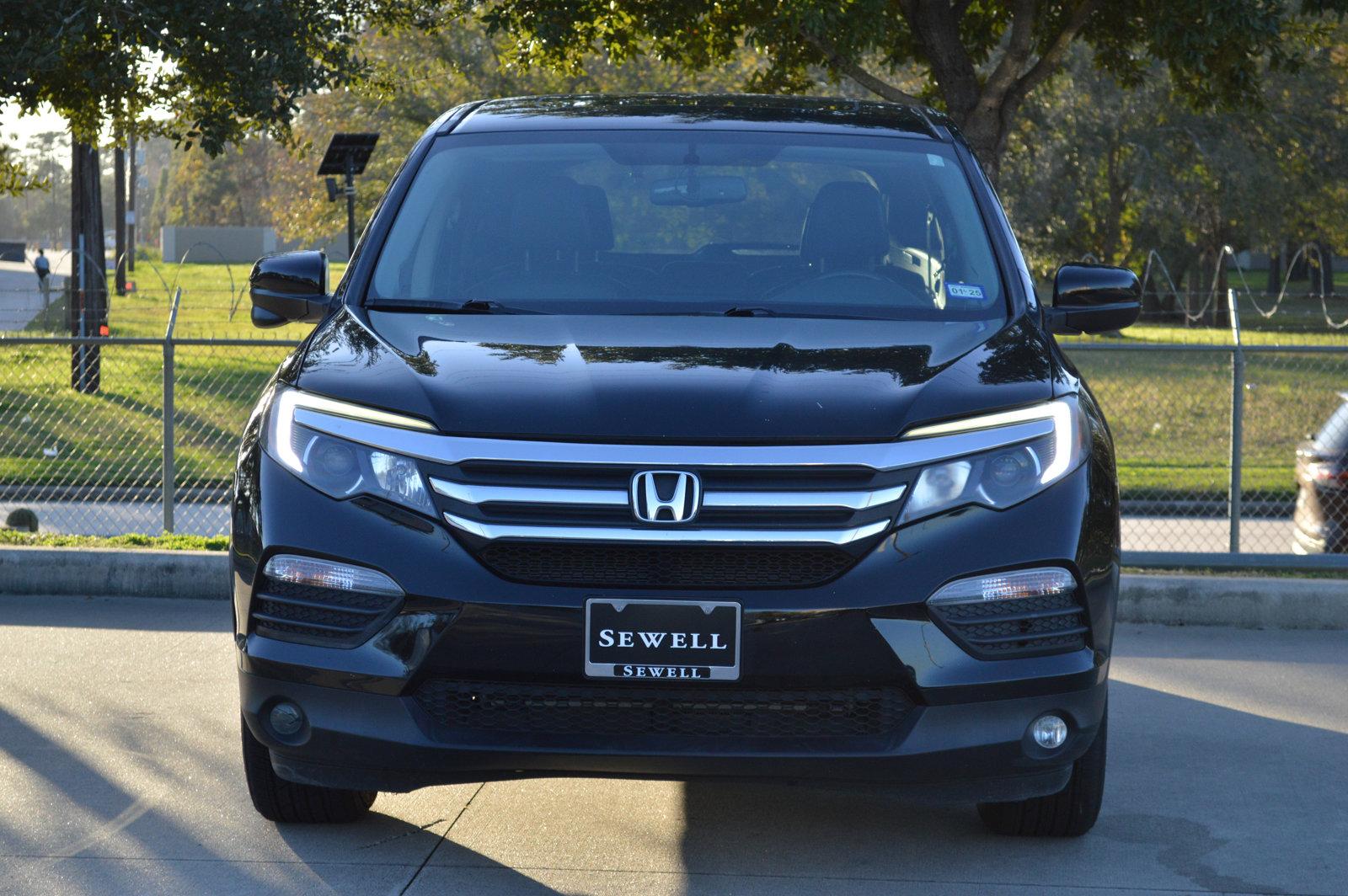 2016 Honda Pilot Vehicle Photo in Houston, TX 77090