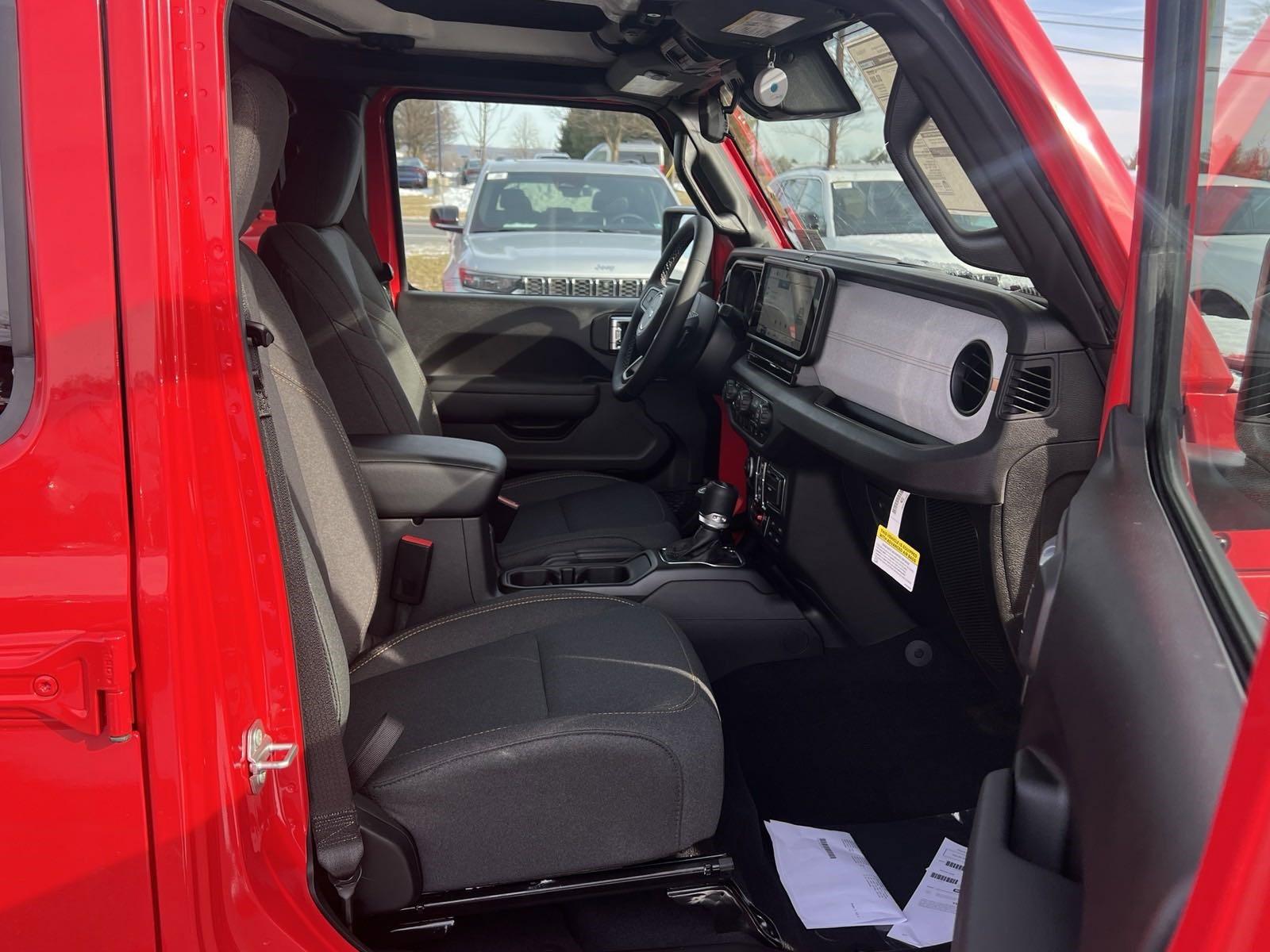 2025 Jeep Wrangler Vehicle Photo in Mechanicsburg, PA 17050-1707