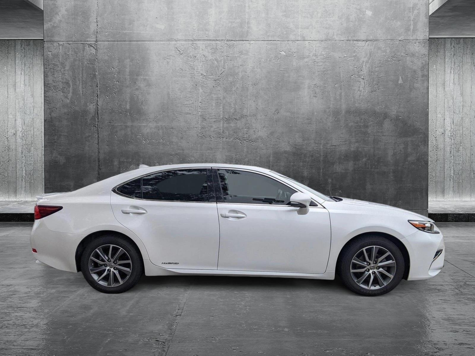 2017 Lexus ES Vehicle Photo in PEMBROKE PINES, FL 33024-6534