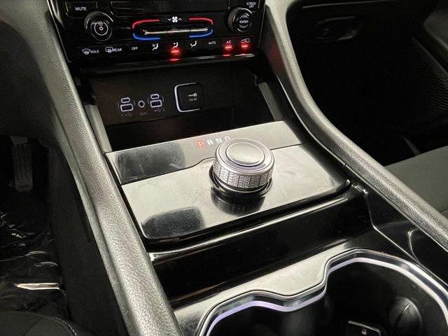2023 Jeep Grand Cherokee L Vehicle Photo in PHOENIX, AZ 85014-3381