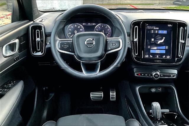 2022 Volvo XC40 Vehicle Photo in Houston, TX 77007