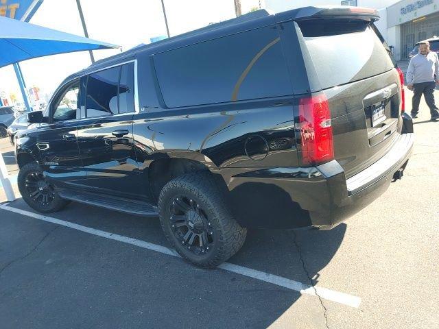 2017 Chevrolet Suburban Vehicle Photo in PHOENIX, AZ 85014-3381