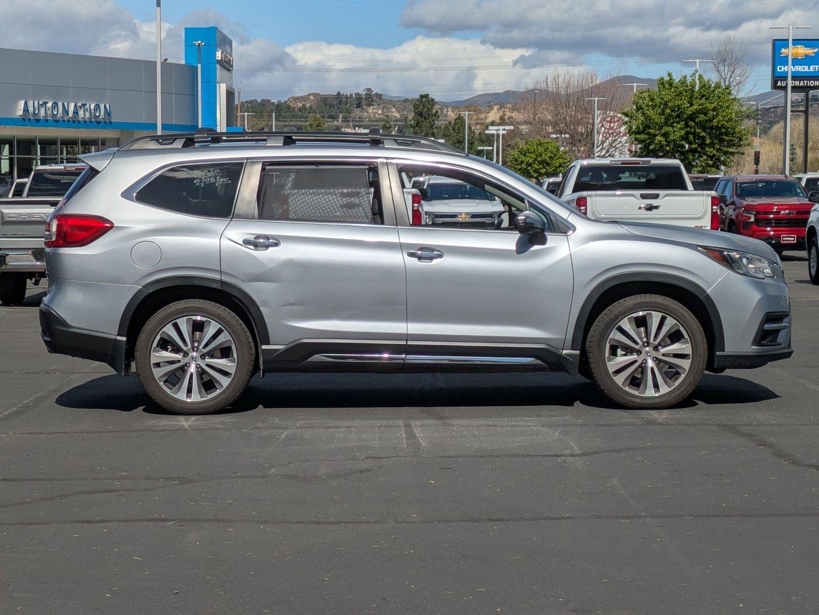 2022 Subaru Ascent Vehicle Photo in VALENCIA, CA 91355-1705