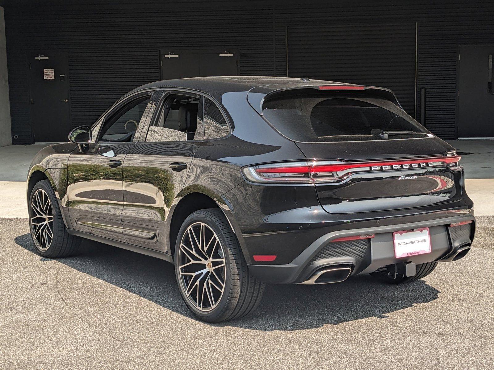 2024 Porsche Macan Vehicle Photo in Towson, MD 21204