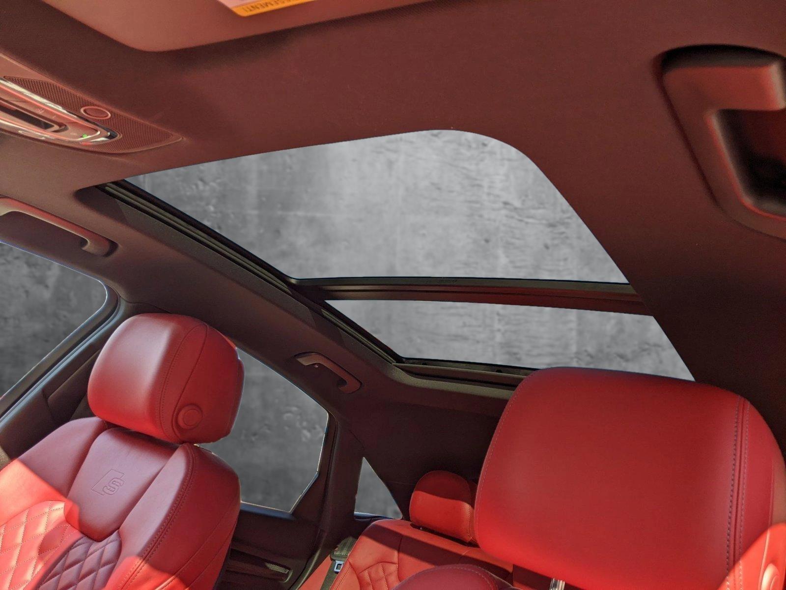 2023 Audi SQ5 Sportback Vehicle Photo in TIMONIUM, MD 21093-2300