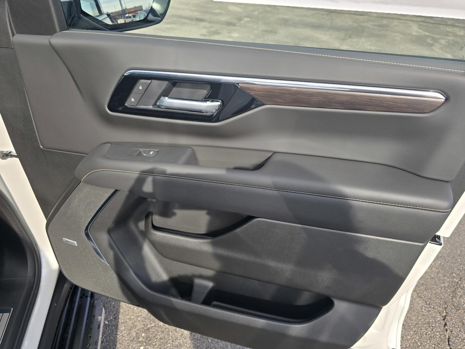 2025 Chevrolet Tahoe Vehicle Photo in Rolla, MO 65401
