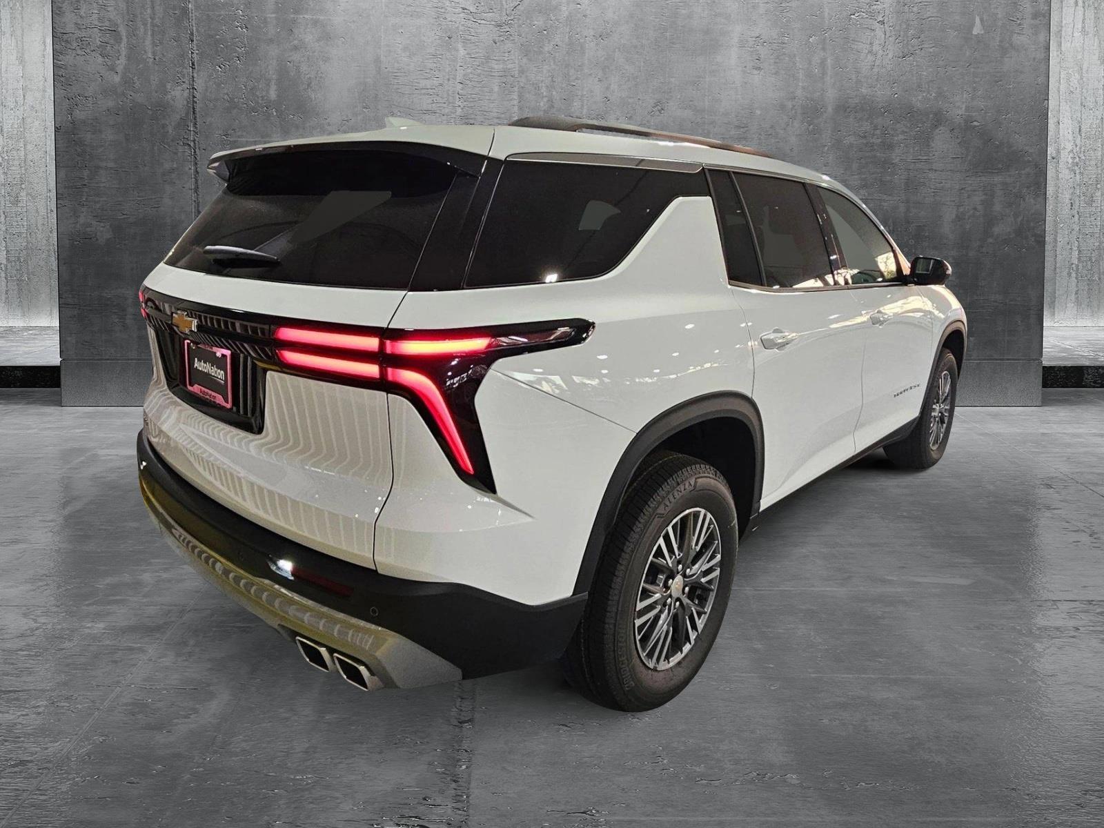 2025 Chevrolet Traverse Vehicle Photo in GREENACRES, FL 33463-3207
