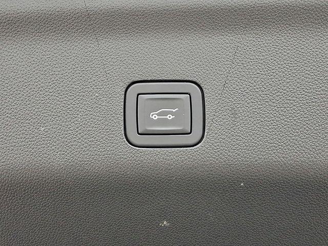 2024 GMC Yukon XL Vehicle Photo in DANBURY, CT 06810-5034