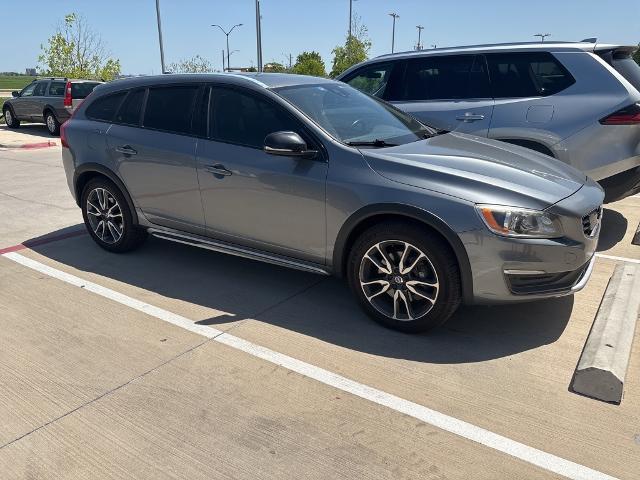 2016 Volvo V60 Cross Country Vehicle Photo in Grapevine, TX 76051