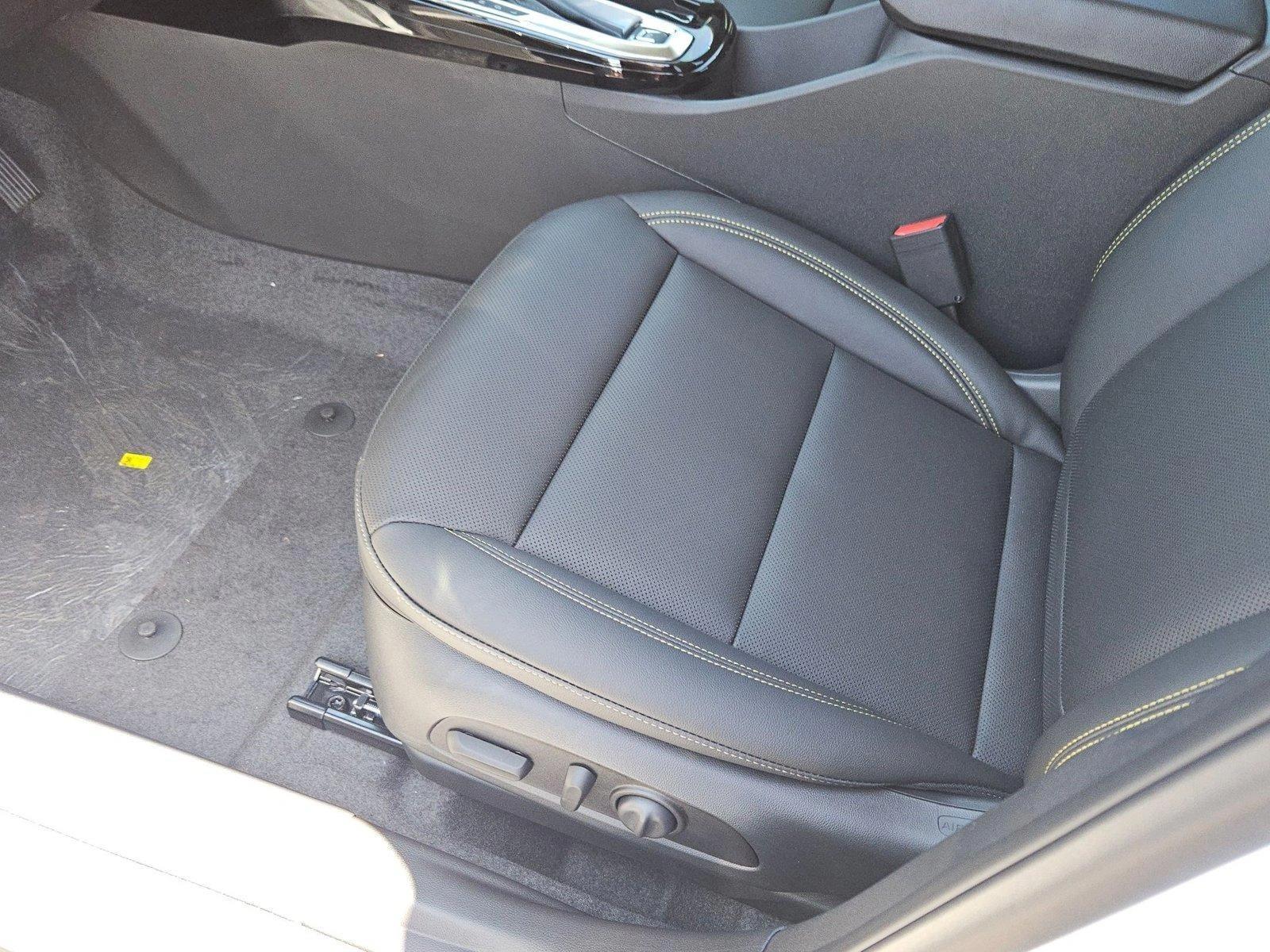 2025 Chevrolet Trax Vehicle Photo in GILBERT, AZ 85297-0446