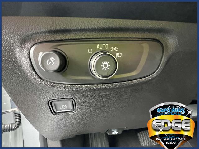2022 GMC Terrain Vehicle Photo in Roslyn, NY 11576