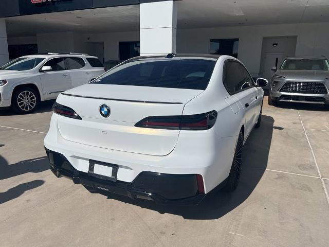 2024 BMW 7 Series Vehicle Photo in GILBERT, AZ 85297-0402