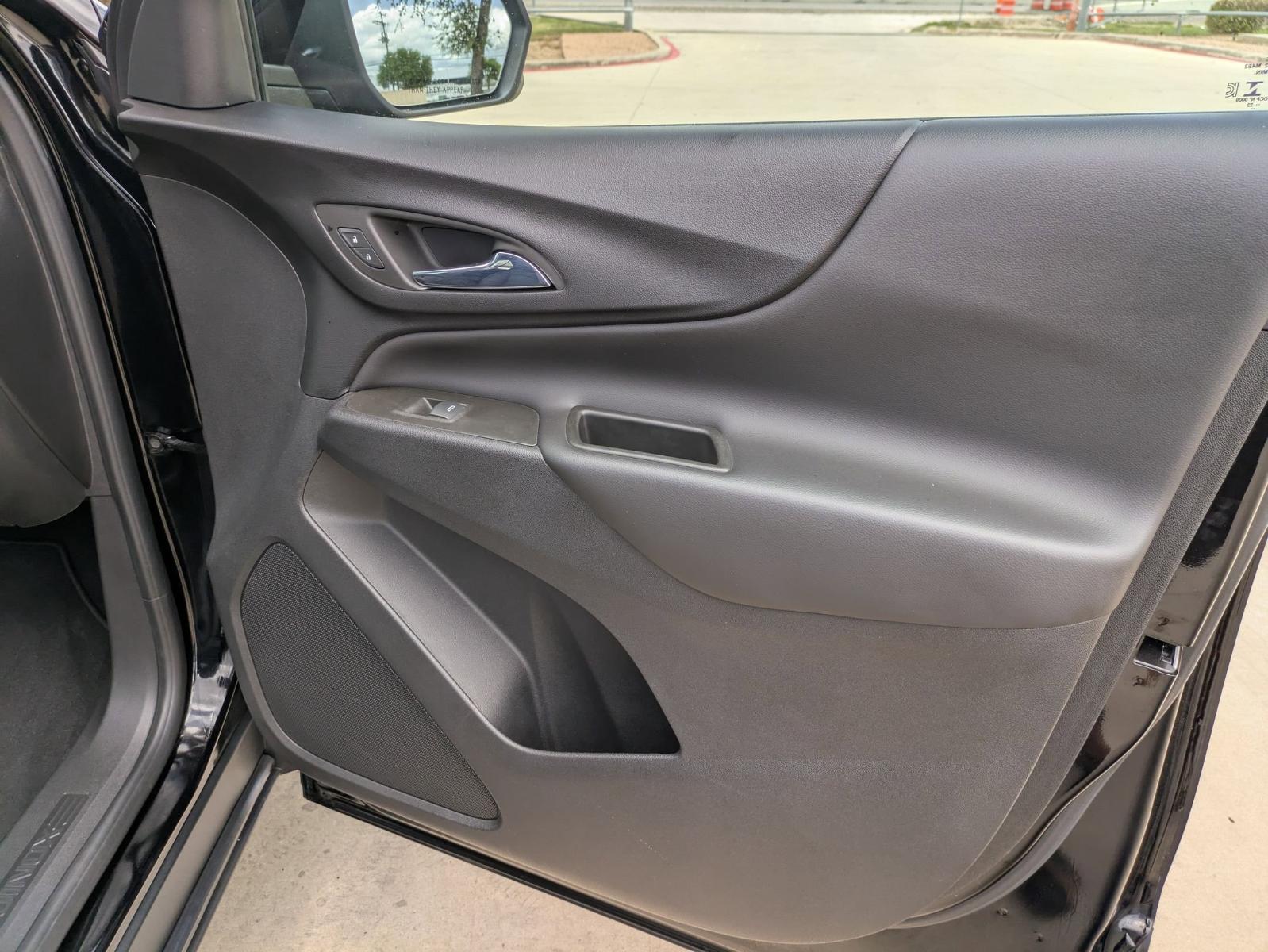 2022 Chevrolet Equinox Vehicle Photo in SELMA, TX 78154-1460