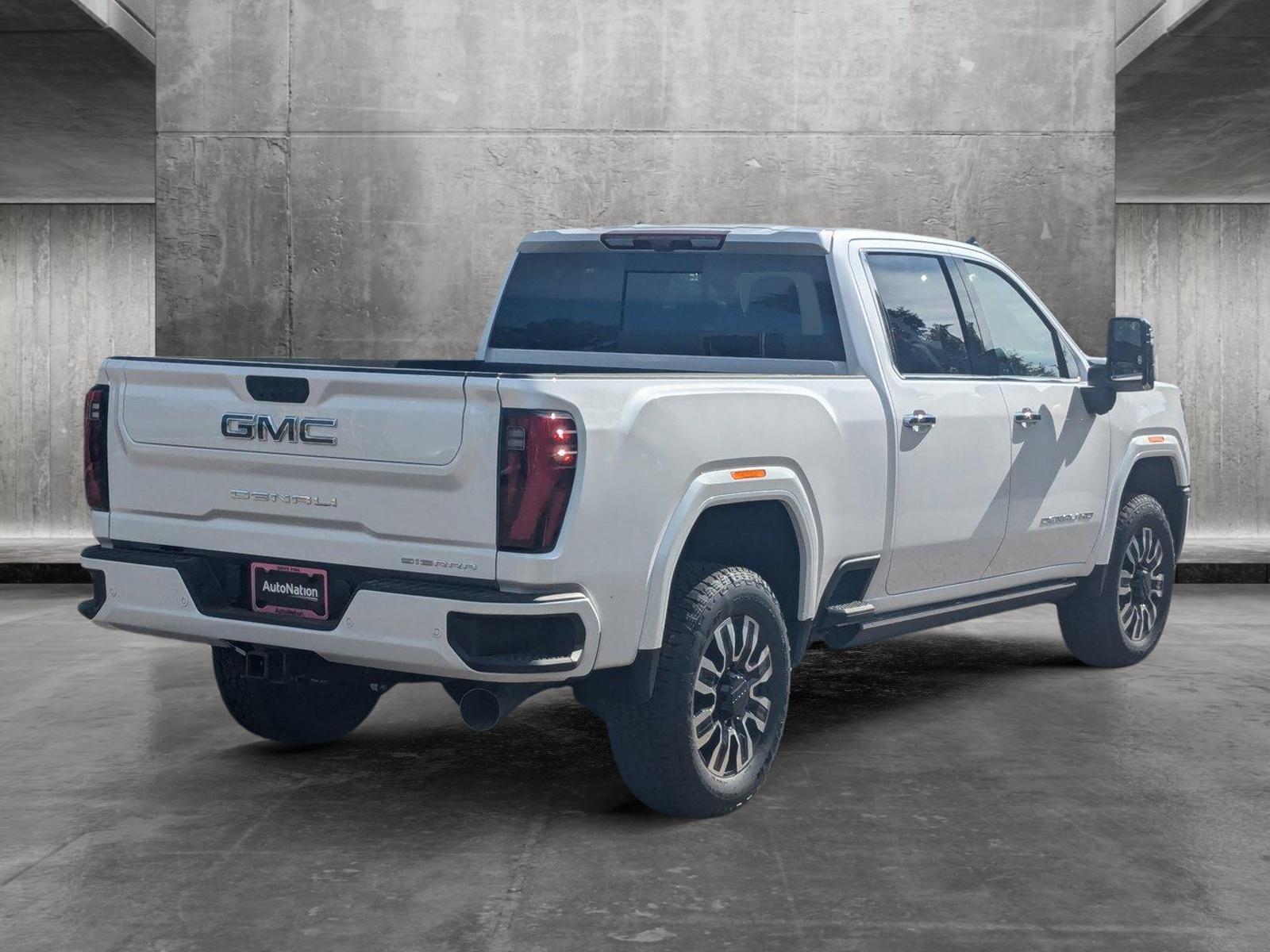 2024 GMC Sierra 2500 HD Vehicle Photo in LONE TREE, CO 80124-2750