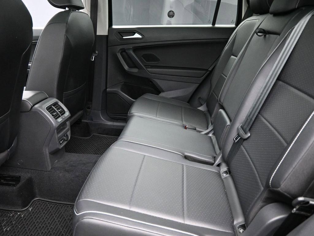 2021 Volkswagen Tiguan Vehicle Photo in Marion, IA 52302