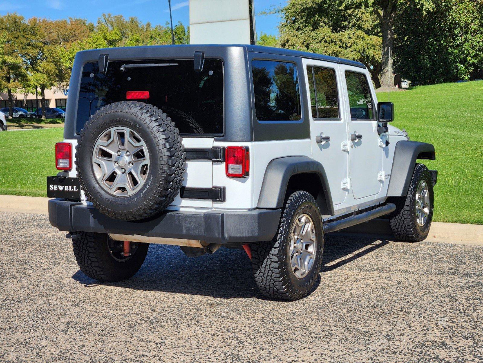 2018 Jeep Wrangler JK Unlimited Vehicle Photo in FORT WORTH, TX 76132