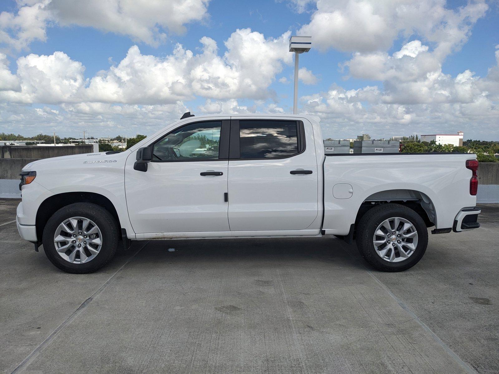 2025 Chevrolet Silverado 1500 Vehicle Photo in MIAMI, FL 33172-3015