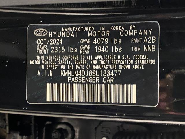 2025 Hyundai ELANTRA Hybrid Vehicle Photo in Appleton, WI 54913