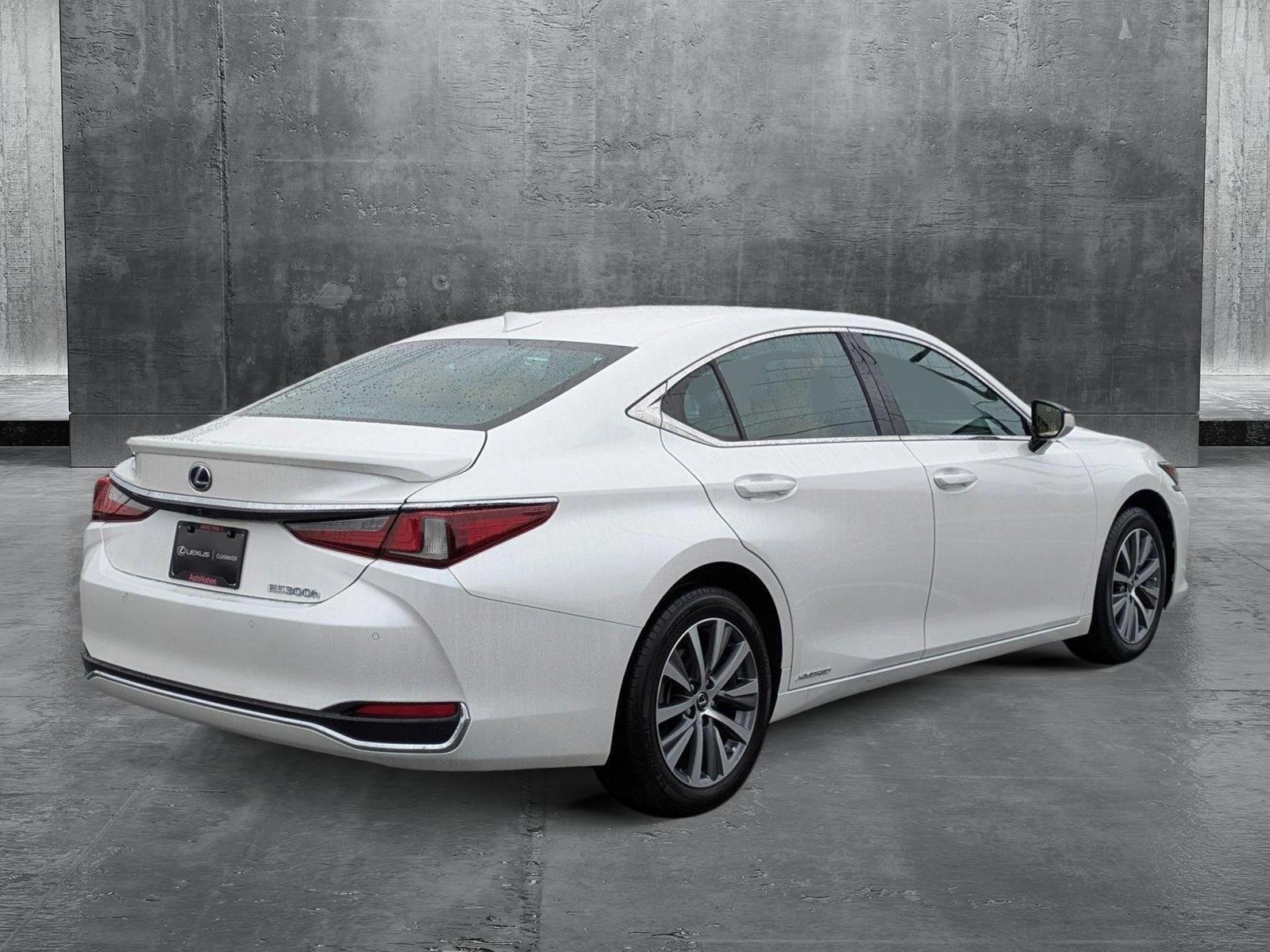 2021 Lexus ES 300h Vehicle Photo in Clearwater, FL 33761