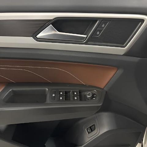 2023 Volkswagen Atlas Vehicle Photo in APPLETON, WI 54914-8833