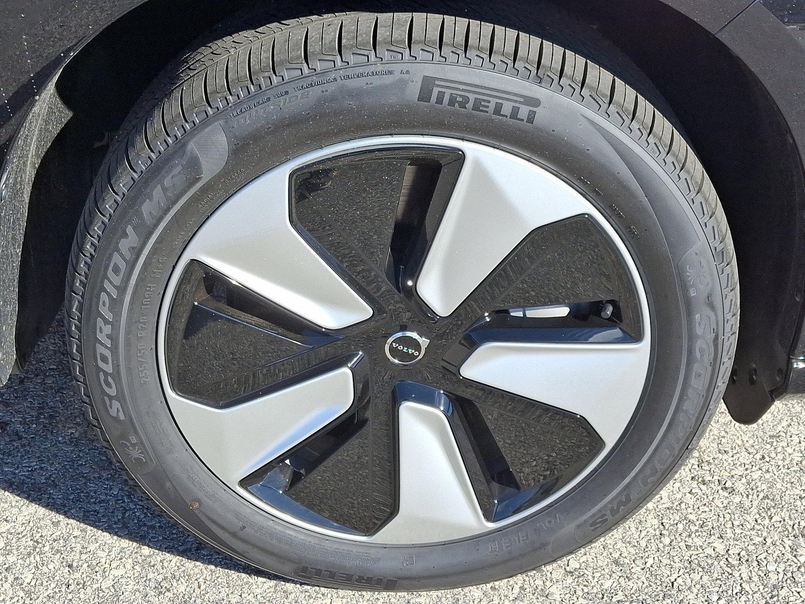 2025 Volvo EX90 Vehicle Photo in Trevose, PA 19053