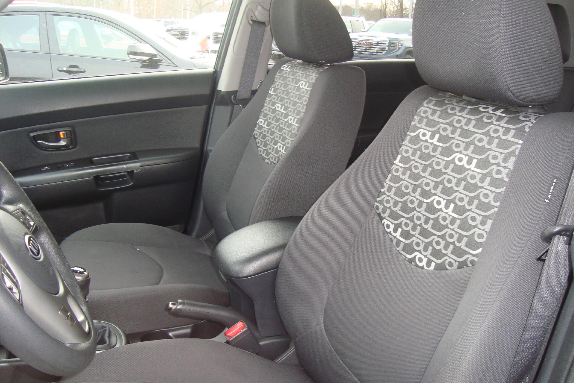 2011 Kia Soul Vehicle Photo in PORTSMOUTH, NH 03801-4196