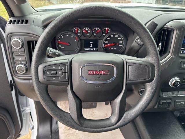 2025 GMC Sierra 3500 HD Chassis Cab Vehicle Photo in MEDINA, OH 44256-9631