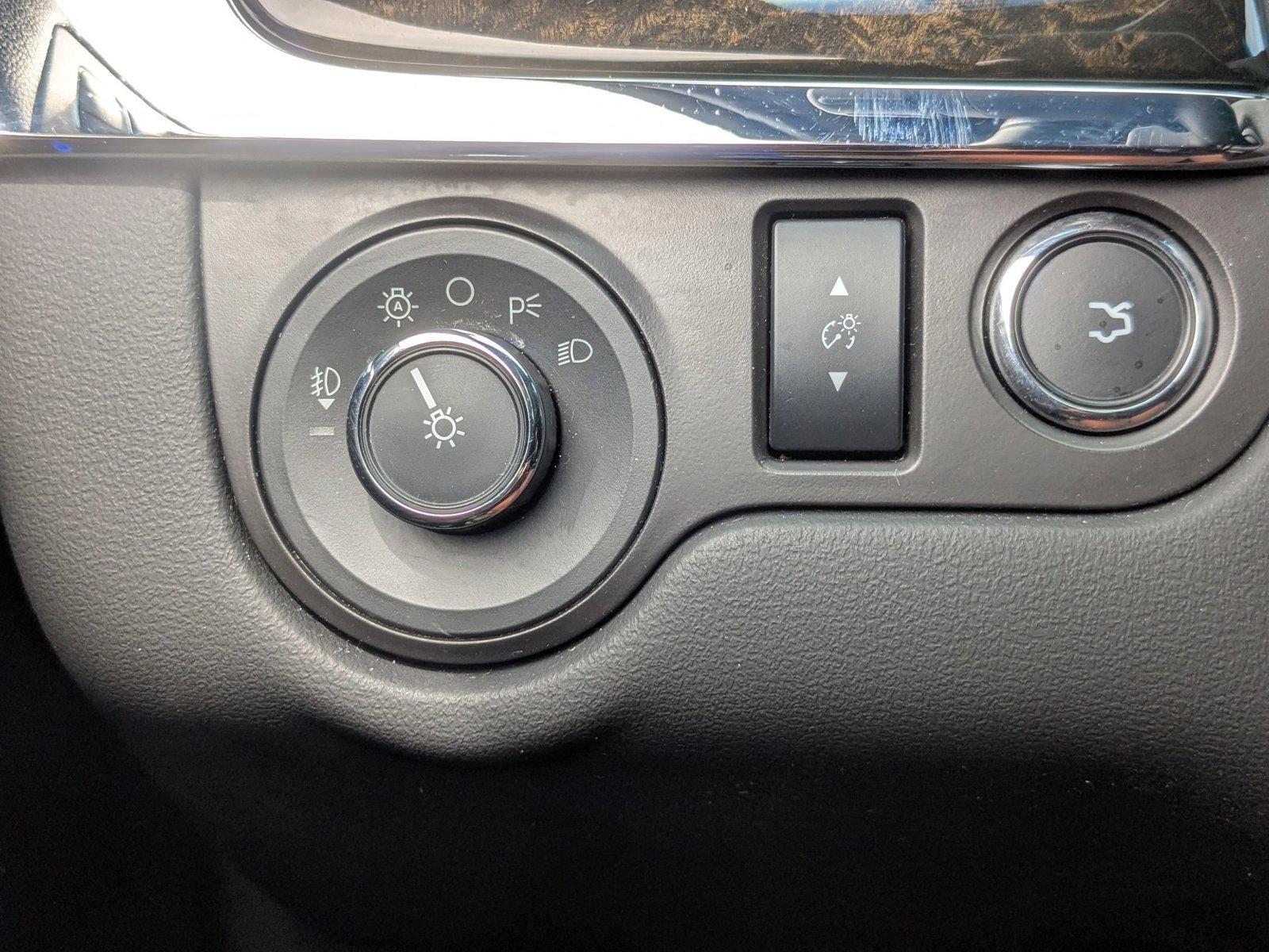 2015 Lincoln MKS Vehicle Photo in St. Petersburg, FL 33713