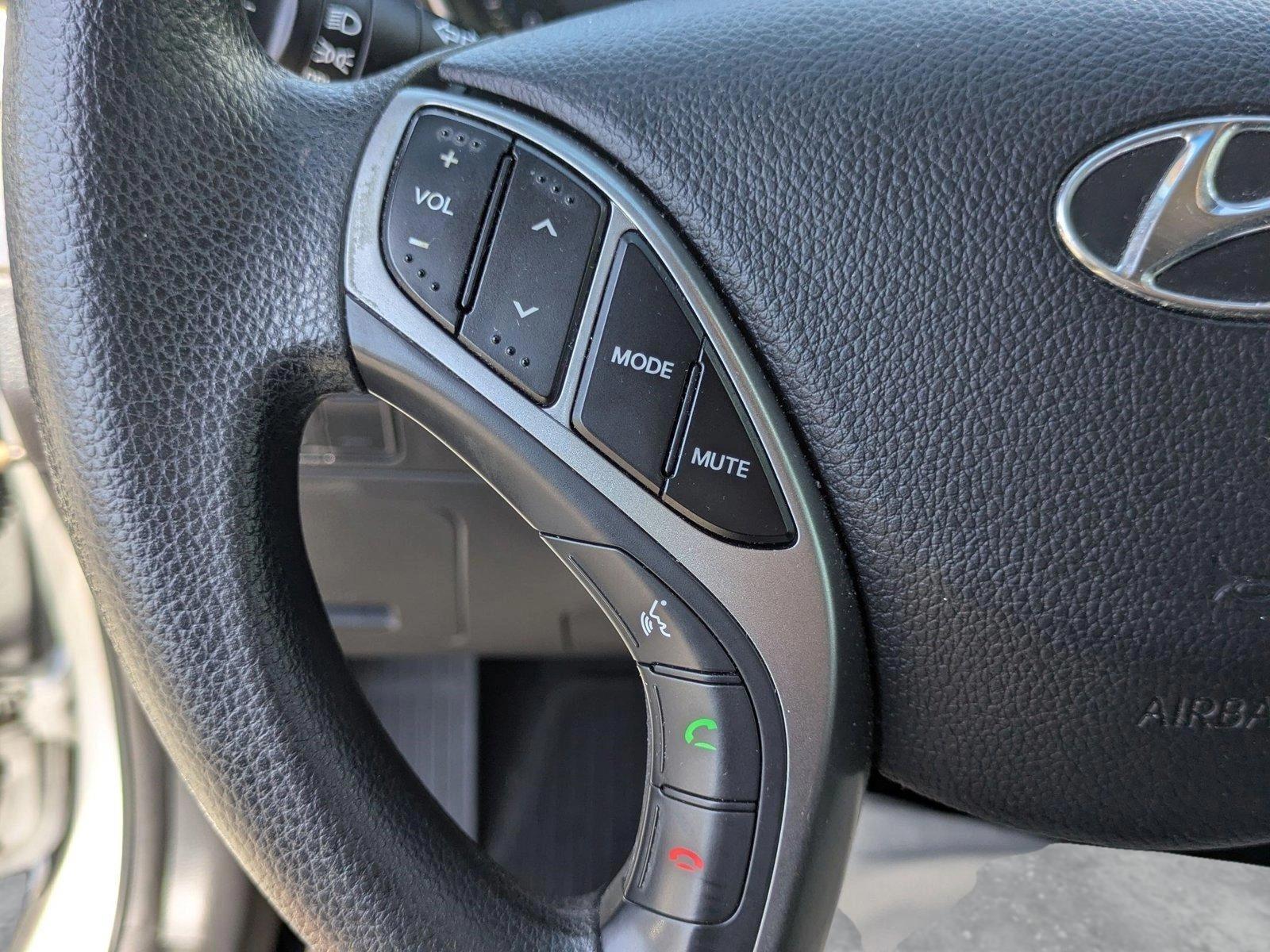 2013 Hyundai ELANTRA GT Vehicle Photo in Clearwater, FL 33765