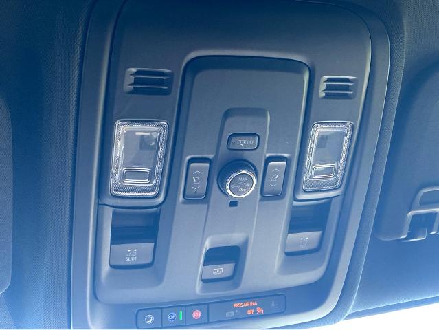 2025 Chevrolet Suburban Vehicle Photo in SAVANNAH, GA 31406-4513